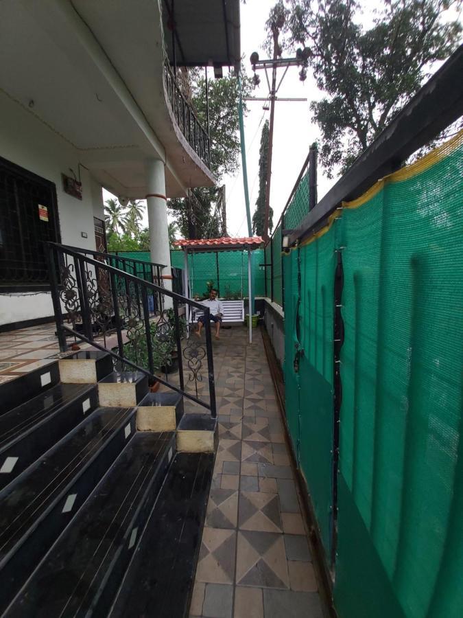 Appartamento Rane Ambadnya Niwas Nagaon  Esterno foto