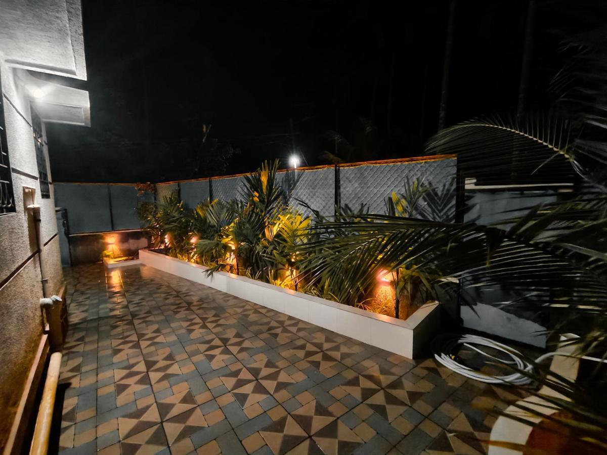 Appartamento Rane Ambadnya Niwas Nagaon  Esterno foto