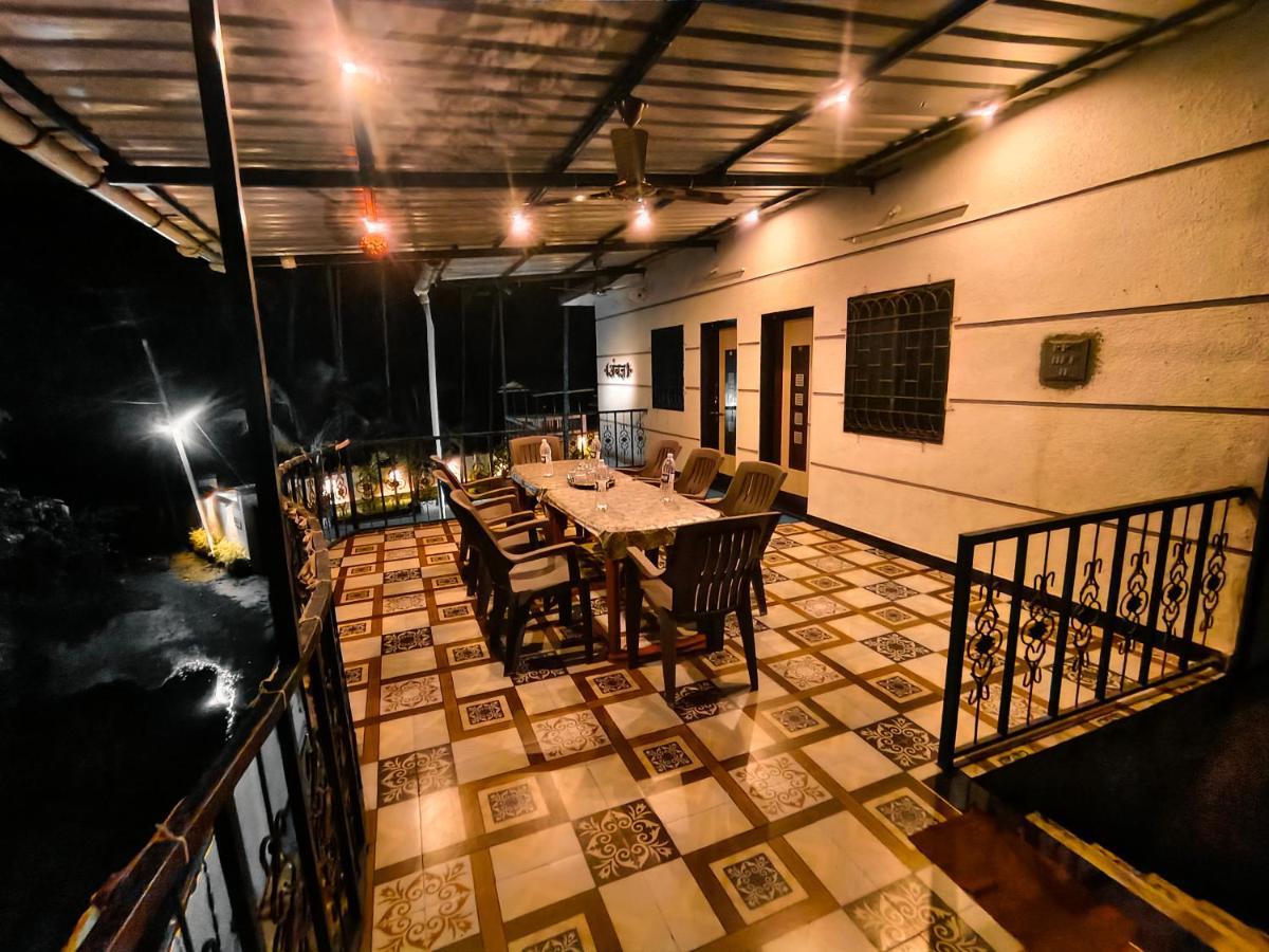 Appartamento Rane Ambadnya Niwas Nagaon  Esterno foto
